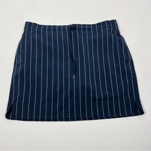 Athleta Mid Town Pin Stripe Navy Skort Skirt Size 8